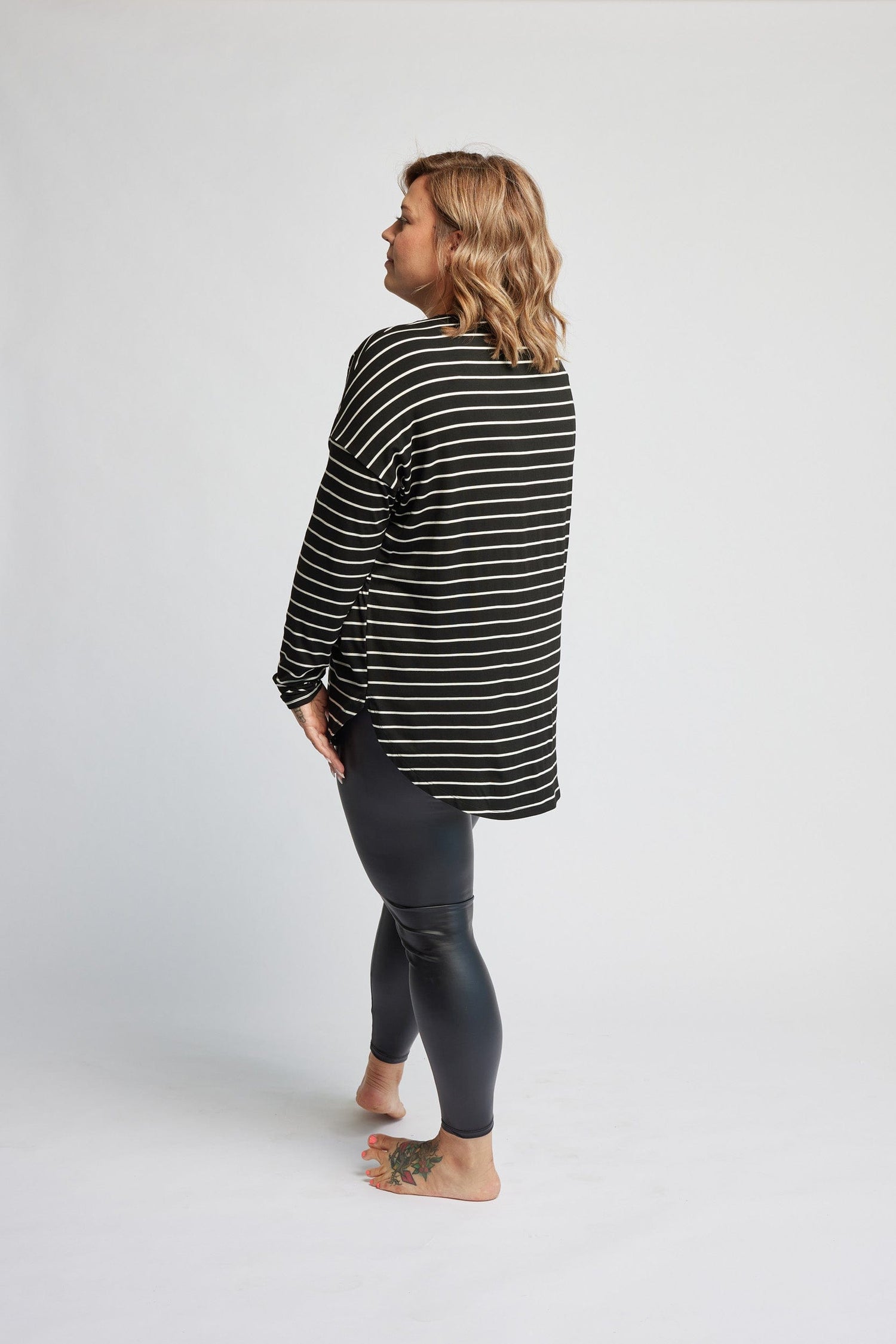 Bamboo Relaxed Long Sleeve in B&amp;W Stripes