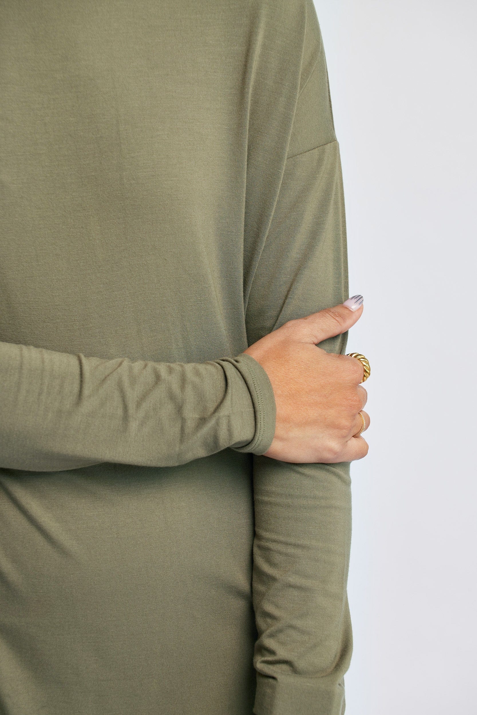 Bamboo Relaxed Long Sleeve in Olive