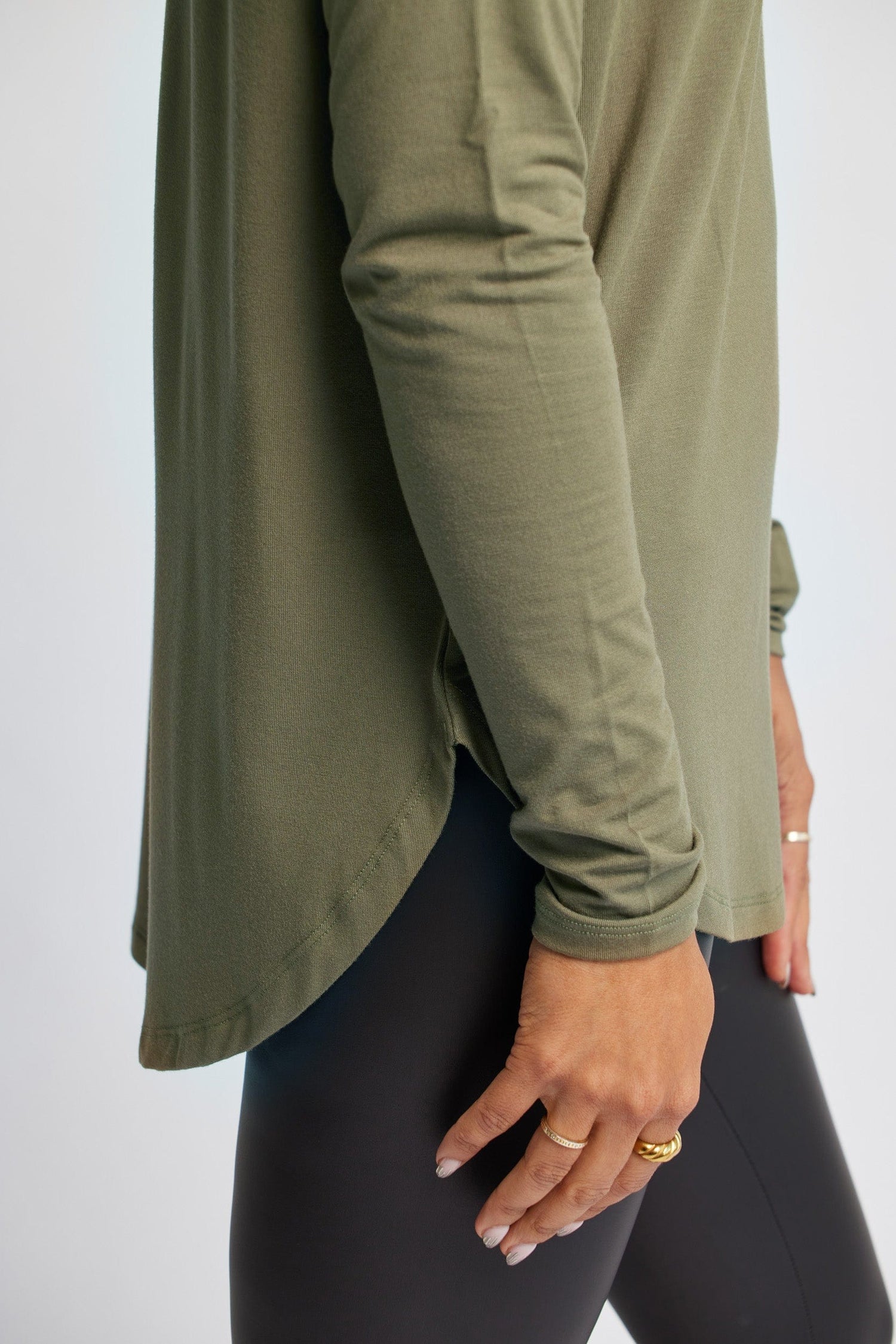 Bamboo Relaxed Long Sleeve in Olive