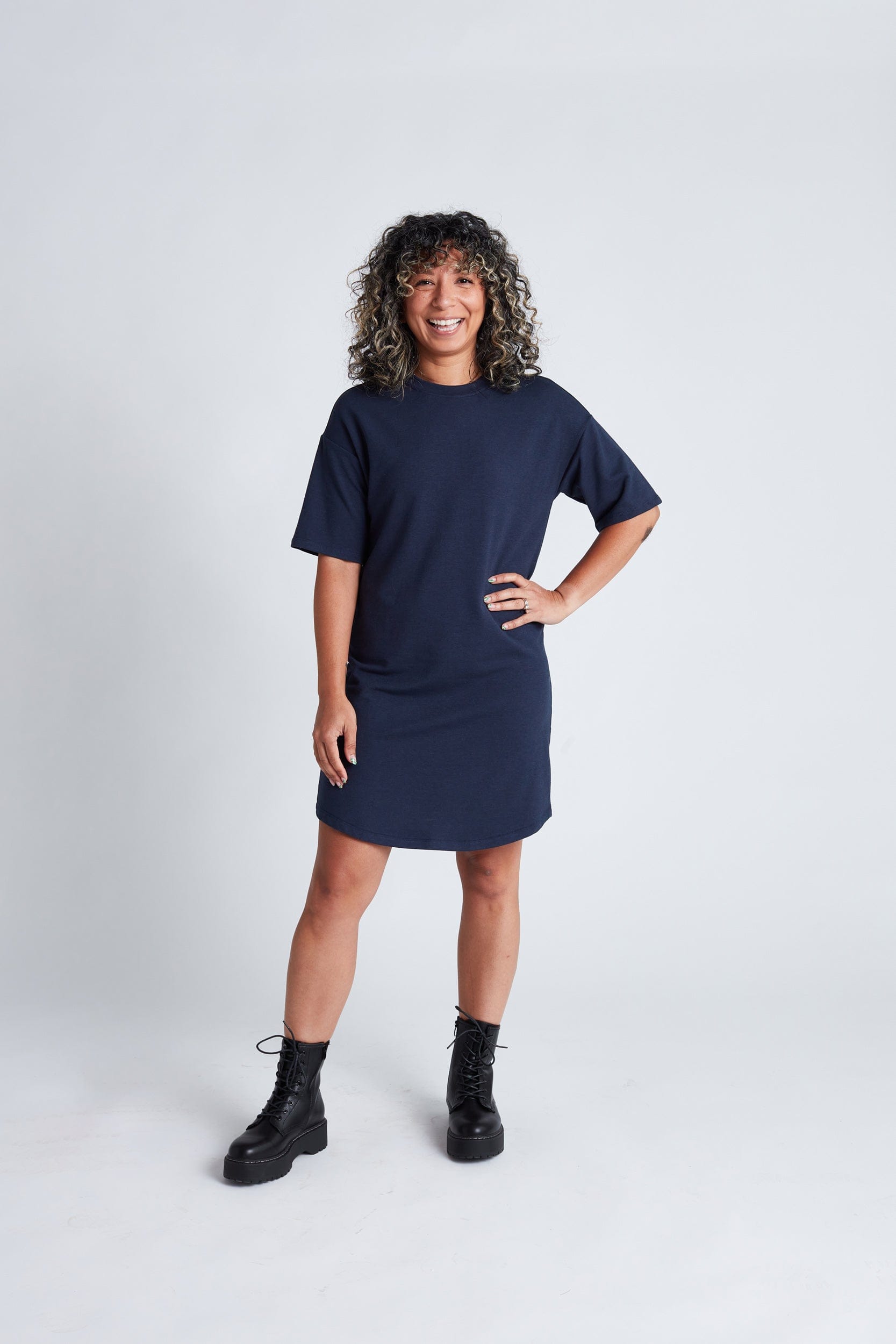 Relaxed Three-Quarter Dress in Navy